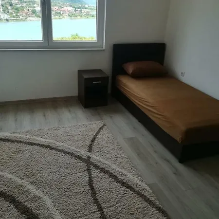 Divan Willa Konjic